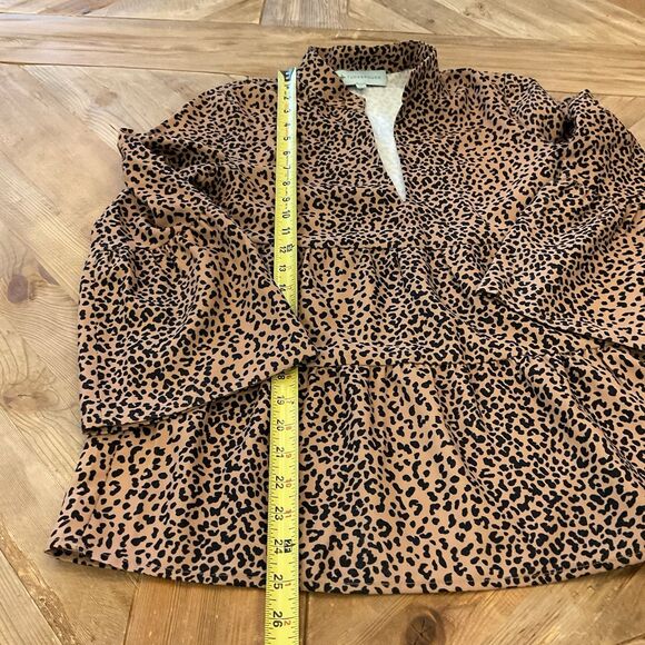 Tuckernuck Leopard Print Tiered Ruffle Blouse XS Tan Black Animal Print - Picture 7 of 7